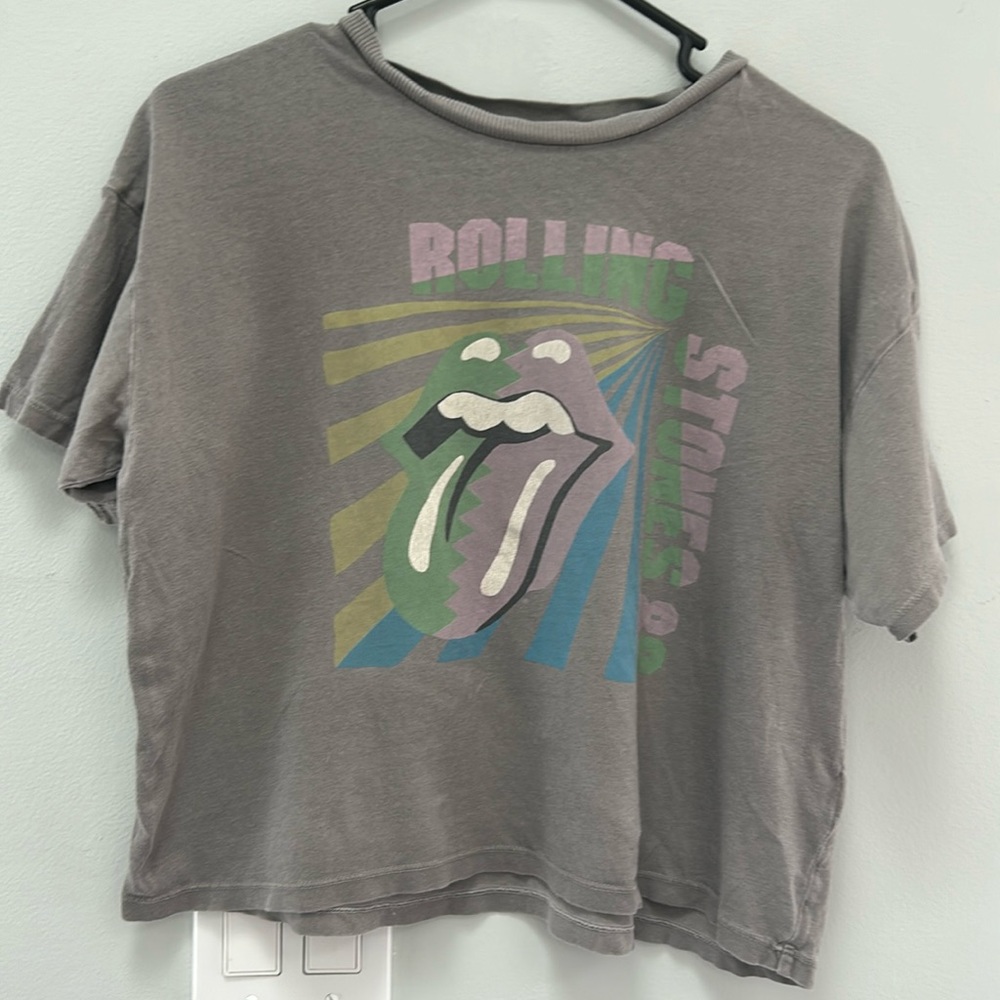 Grey cropped T shirt